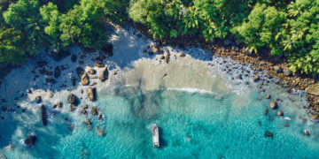 When We Finally Find Aliens, They Might Smell Terrible