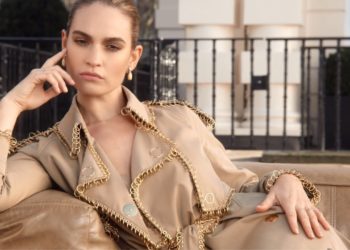 Kaia Gerber “What’s In My Bag” Video Vogue